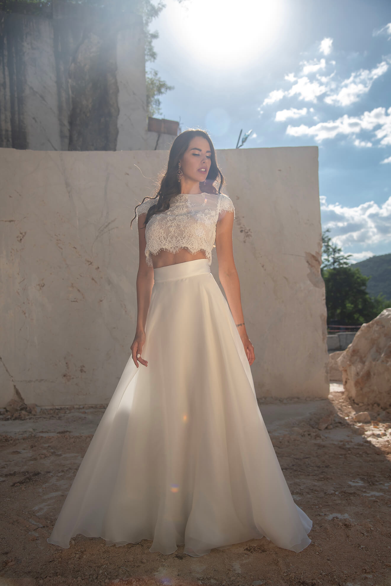 Abito da sposa CL-613 corp + Iva gonna della collezione Galvan Sposa