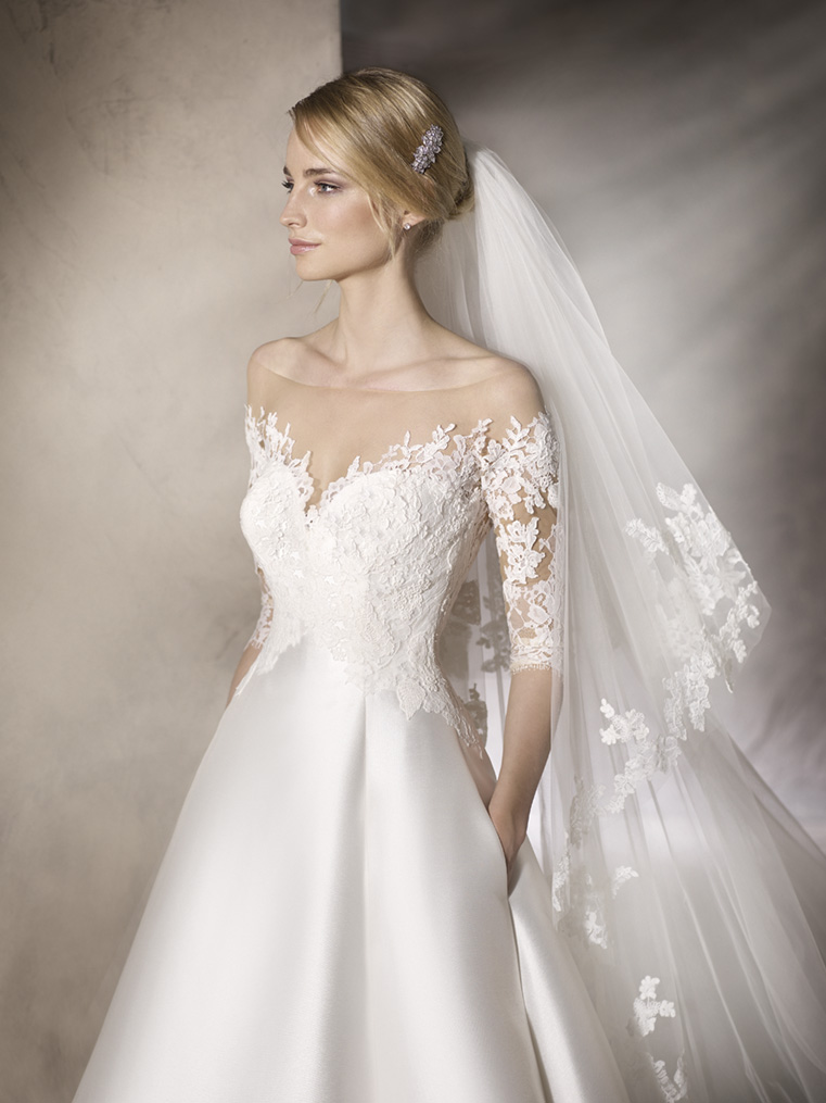 abito da sposa ampio pronovias