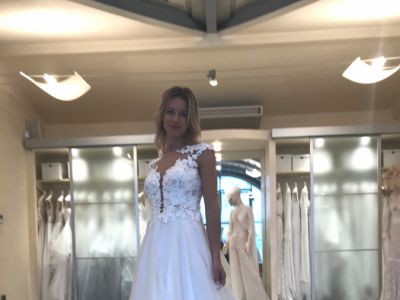 Lorganza, tessuto perfetto <br> per labito romantico