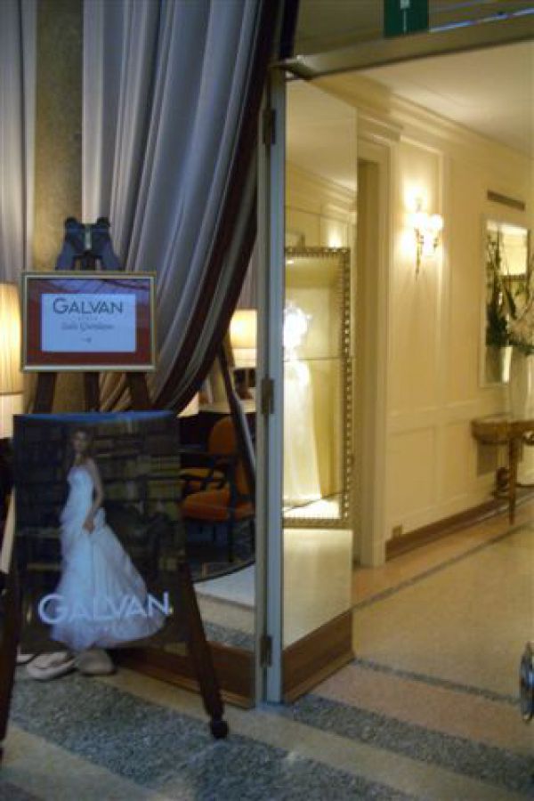 SI SPOSITALIA 2013 COLLEZIONE GALVAN SPOSA 2014 Grand Hotel Et De Milan