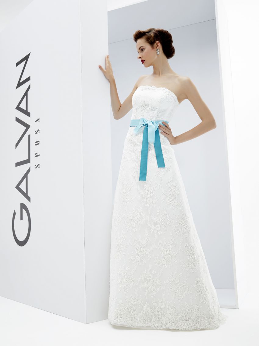 Abito Da Sposa Bianco E Verde Tiffany